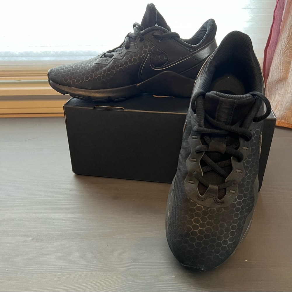 Nike training shoes - like new